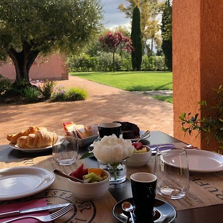 Casale Appia Bed & Breakfast Latina Exterior photo