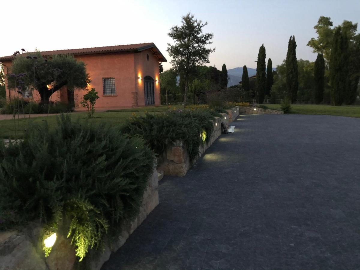 Casale Appia Bed & Breakfast Latina Exterior photo