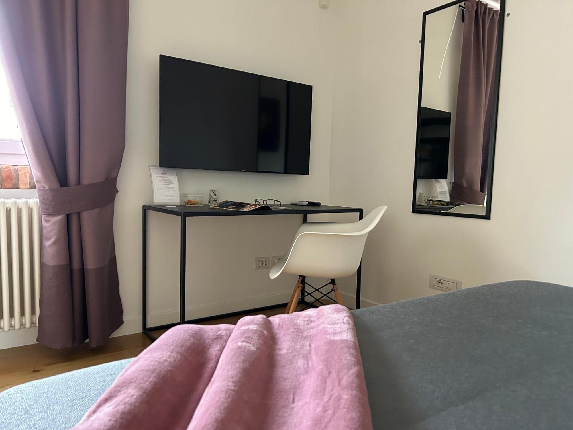 Casale Appia Bed & Breakfast Latina Exterior photo